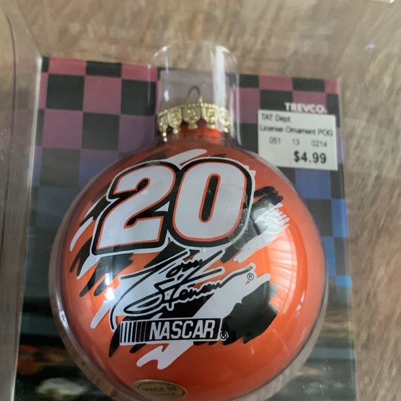 NASCAR 2003 Tony Stewart Collectible Set - Picture 4 of 5